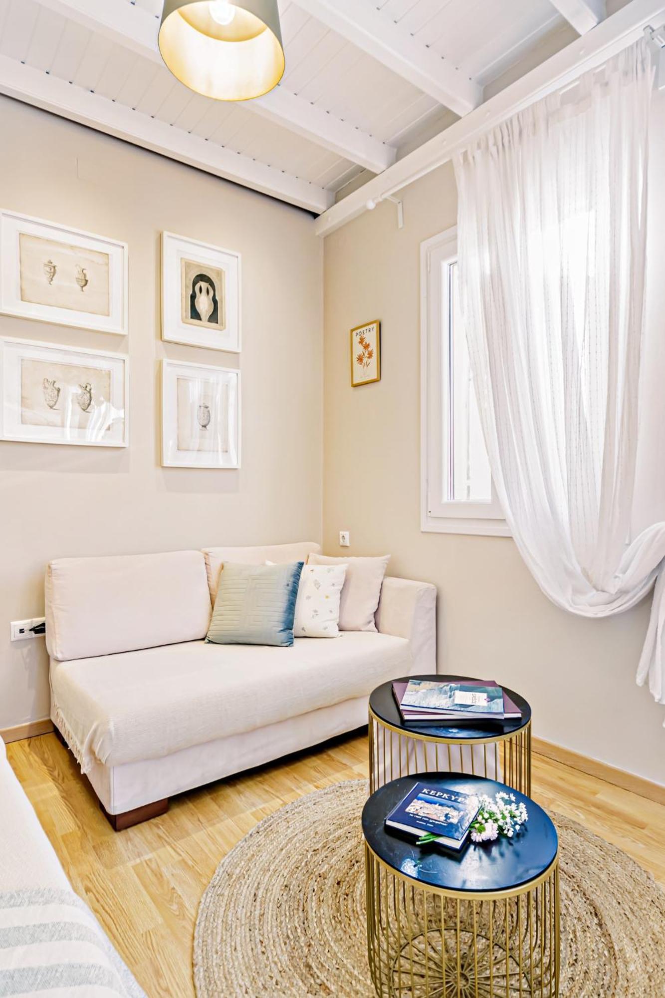 2bdr Floor Apartment-heart Of Corfu Old Town